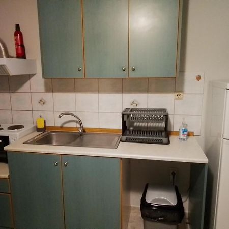 George House Apartment Larissa Bagian luar foto